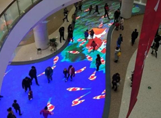 LED互動地磚屏案例，LED地磚屏前景怎么樣？